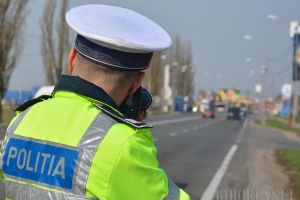 Poliţiştii din Bihor au scos pe şosele toate radarele, dar şi testele de alcool şi antidrog!