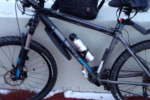 Bicicletă de 1000 de euro, FURATĂ de pe Teilor!