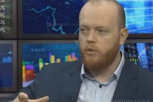 Un economist premiat pentru precizia estimărilor, născut în Bihor, propus de UDMR în conducerea Băncii Naţionale a României