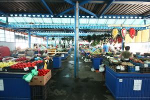 Piaţa Ioşia îşi încetează activitatea începând de luni!