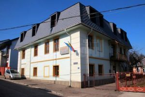 Copil în vârstă de 8 ani din Târgu Jiu, luat în Centrul de Primire Minori în Regim de ...