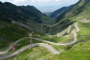 Astăzi se deschide circulaţia rutieră pe Transfăgărăşan