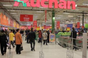 Anunţ de ultimă oră de la Auchan! Ce se întâmplă cu magazinele
