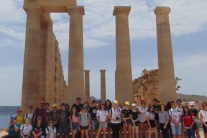 FOTO: Elevi ai Gimnaziului ”Friedrich Schiller”, ambasadori ai României în Grecia