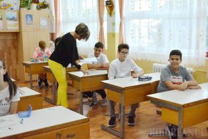 Rezultate finale la Evaluarea Naţională în Bihor: 202 elevi au note mai mari, după contestaţii. Numărul zeciştilor a crescut la 20