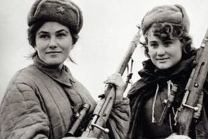 Cele mai frumoase femei devin „proprietatea naţiunii”. 