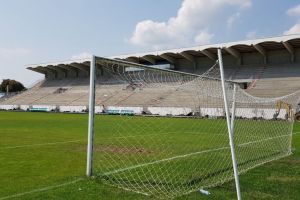 Înghesuială pentru schimbarea gazonului pe stadionul Municipal – Cinci oferte depuse