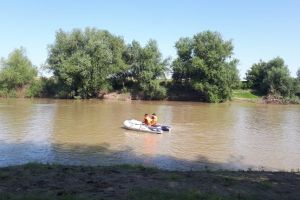 Pompieri din trei judeţe, în căutarea unui om care s-a înecat la Șag