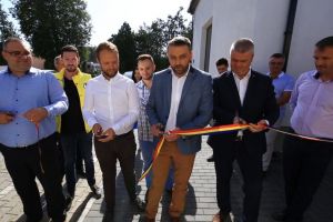 Locuitorii din Șelimbăr îşi pot face de azi buletine la ei în comună