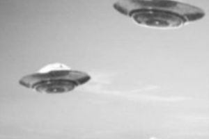 Ei au văzut OZN-urile! Astăzi, sărbătoresc alături de cei care-i cred. Vezi cine sunt