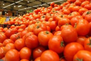 Alimentele care te ajută să suporţi căldura. Recomandările nutriţionistului