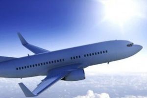 Avion cu pneurile rupte va ateriza forţat în câteva minute. Sunt 152 de pasageri la bord