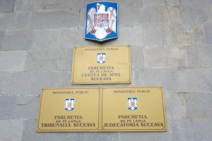 Bărbat din Mălini, trimis în judecată pentru tentativă de omor