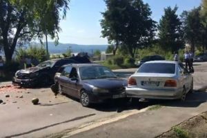 Accident la Gageni. Trei masini implicate