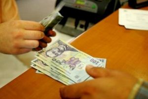 Cresc ratele la creditele consumatorilor cu noul indice calculat