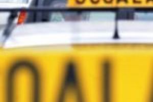 ȘOCANT. O fată de 18 ani, hărţuită sexual în timp ce gonea cu 120 de km/oră!