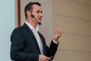 Lansarea Co Place cu Zoltan Vereş – „Cum să nu te mai sabotezi”