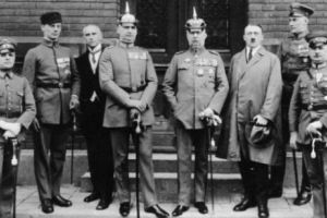 Hitler îmblânzit, Hitler cuminţit, Hitler mai înţelept!