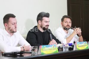 Un artist de la Neversea are o cerinta speciala de la organizatori. Vrea... o ceapa!