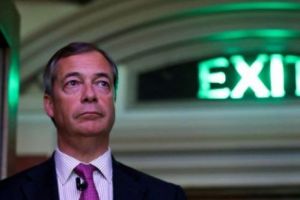 Farage: „Patrioţii trebuie să pună capăt tendinţei globaliste”