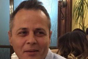 Bărbatul care a încercat să aplaneze un conflict în trafic a murit la spital. Omul de afaceri a fost bătut cu sălbăticie de doi indivizi care au coborât dintr-un BMW