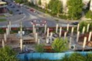 După 14 ani de şmecherie, primarul Popa îi dărâmă lui Bulboacă şandramaua de pe spaţiul verde!