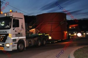 Două transporturi agabaritice pleacă din Bistriţa spre Constanţa