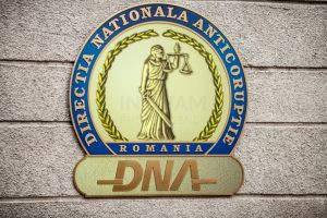 Necula Cosmin, primarul municipiului Bacau si viceprimarul Ștefan Dragos Daniel, trimisi in judecata de DNA pentru abuz in serviciu si prejudicii