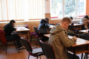 Tezele candidaţilor de la bacalaureat vor fi corectate la Iaşi