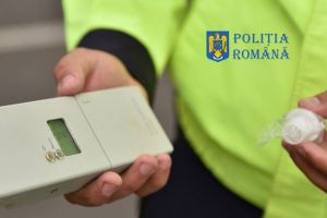 Pericol public: Un şofer de Audi a fost prins două zile consecutiv beat la volan. A doua oară a buşit o maşină şi a ajuns în Arestul Poliţiei