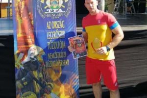 Un pompier roman locul II la concursul „Cel mai puternic pompier”