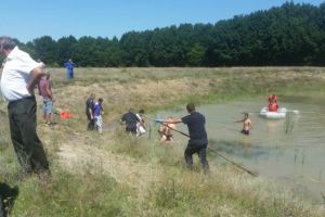 Copil ÎNECAT în lac la Căteasca!