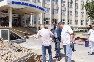 Presedintele CJC Horia Țutuianu, verificari la Sectia de Radioterapie a Spitalului Judetean Constanta (galerie foto)