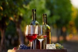 Cel puţin 150 de sticle de vin, furate! Suma fabuloasă care se afla in pivniţa restaurantului