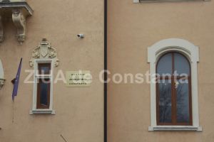 Un fiu de preot din Eforie isi acuza fosta sotie ca ii face farmece si il otraveste. Instanta l-a amendat tot pe el