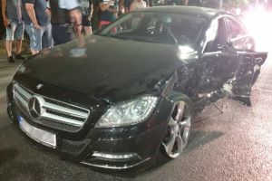 Imagini de la eveniment: Accident rutier in zona hotelui Oxford din Constanta. Trei automobile, distruse