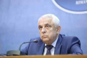 Petre Daea: Vrem sa introducem in Planul National de Irigare peste un milion de hectare de teren agricol
