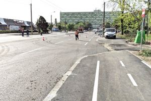 SDM are nevoie de aproape o lună să amenajeze o parcare şi un trotuar