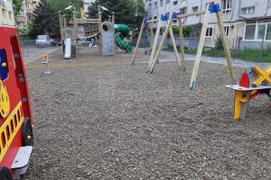 Locul de joacă de pe strada Amurgului din cartierul Burdujeni va fi inaugurat joi