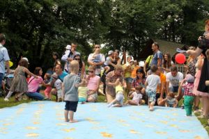 Bebeluşii se întrec în weekend, la Muzeul în Aer Liber – Poftiţi la Ziua Sugarului