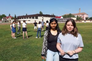 Tabără de franceză la Bistriţa, ocazie excelentă pentru copii să exerseze cu vorbitori nativi de limbă (FOTO)