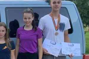 Trei medalii pentru atleţii juniori II mureşeni