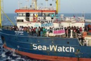 Femeia capitan al navei Sea-Watch 3, declarata libera de justitia italiana