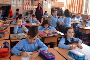 Chestionar pentru elevii şi profesorii bihoreni, despre respectarea drepturilor şcolarilor