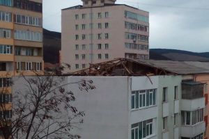 Mansardele blocurilor, la control