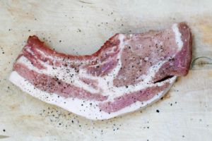 Alimente periculoase! Le mănânci în mod obişnuit, dar nu ştii că pot produce cancer