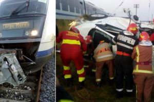 FOTO: Autoturism lovit de tren la Reghin. O persoană a decedat, trei se află în stare critică!