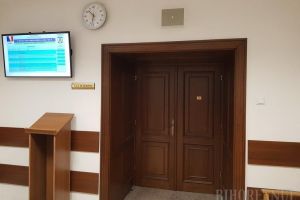Circ la Tribunal: Audierile dintr-un proces cu şpăgi s-au lăsat cu scandal şi scuipături