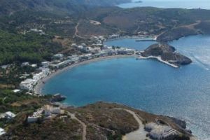 Insulă-paradis din Grecia oferă 450 de euro ca să trăieşti acolo. Banii vin de la biserică!