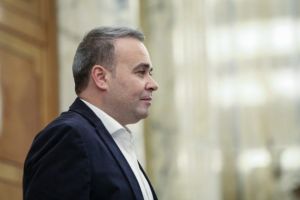 Consecinţele deciziei CCR: Vâlcov, familia Cosma, Udrea şi Bica scapă de condamnări pe termen mediu / Procesele lor se vor rejudeca de la zero / Avocat: „E posibil să intervină prescripţia”
